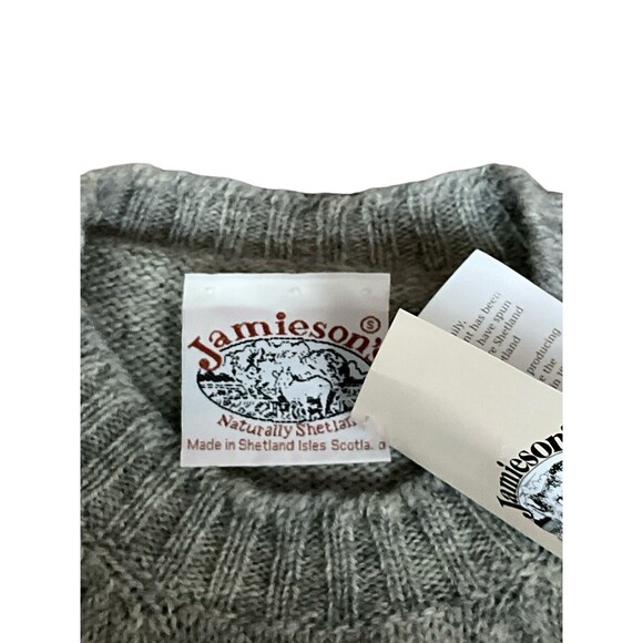 NWT Jamiesons Made in Scotland Gray Shaggy Shetland Sweater 38 Small - Picture 6 of 7
